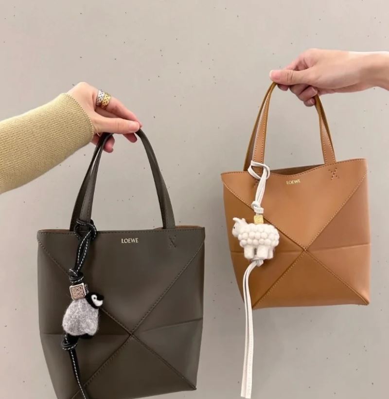 Loewe Shopping Bags